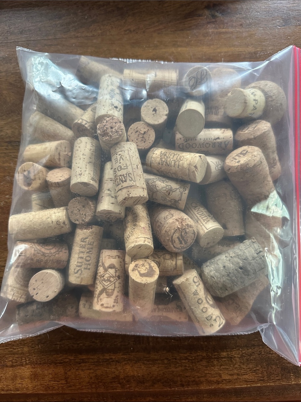 Natural Cork Wine Stoppers - Neutral Brown